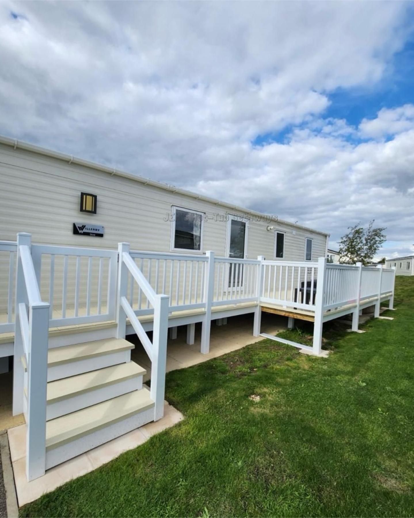 Jems Hot-Tub Getaways 6 Berth At Tattershall Lakes Экстерьер фото
